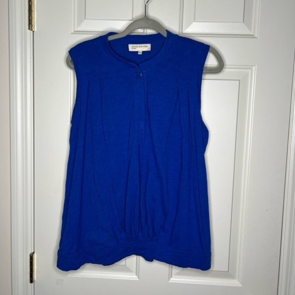 Jones New York Women’s top, XL